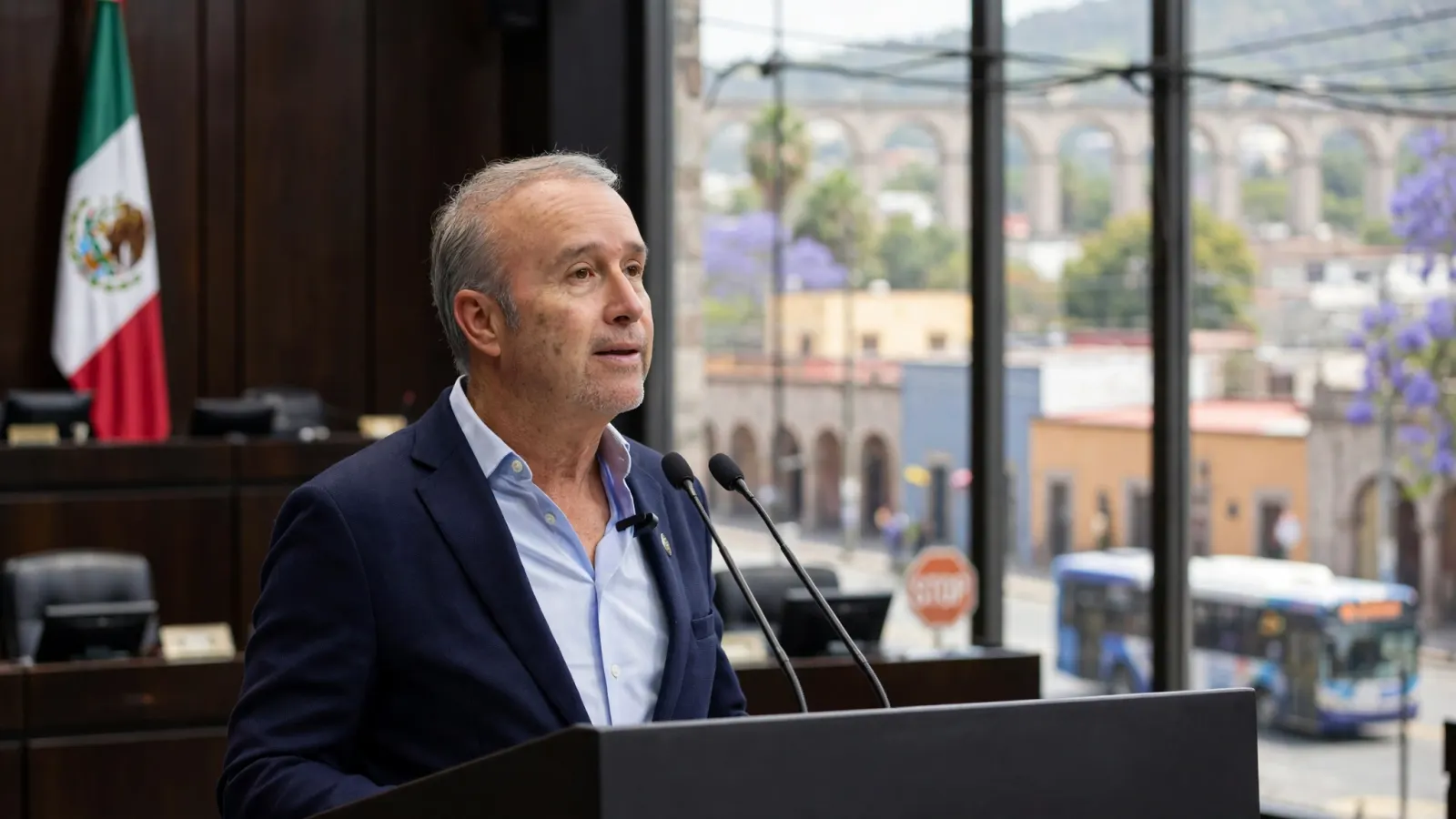 Mario Calzada Mercado durante una sesión en la Cámara de Diputados